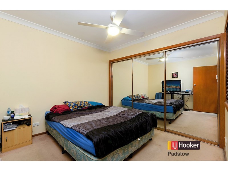 7 Wall Avenue, Panania NSW 2213