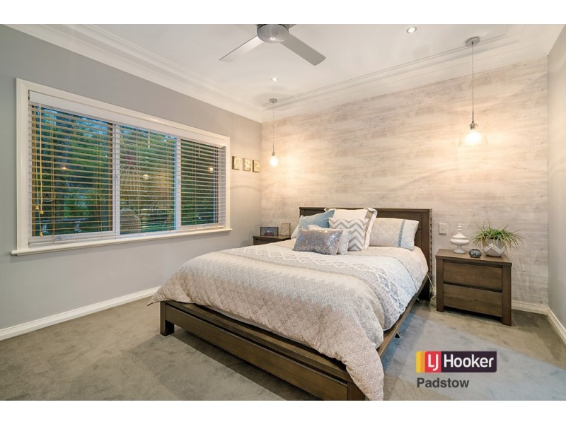 2 Bushland Drive, Padstow Heights NSW 2211