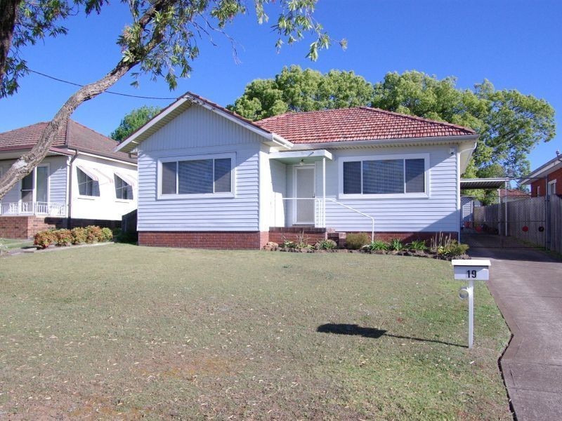 19 Prosser Avenue, Padstow NSW 2211