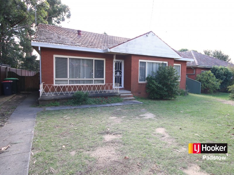 11 Thomas Street, Picnic Point NSW 2213