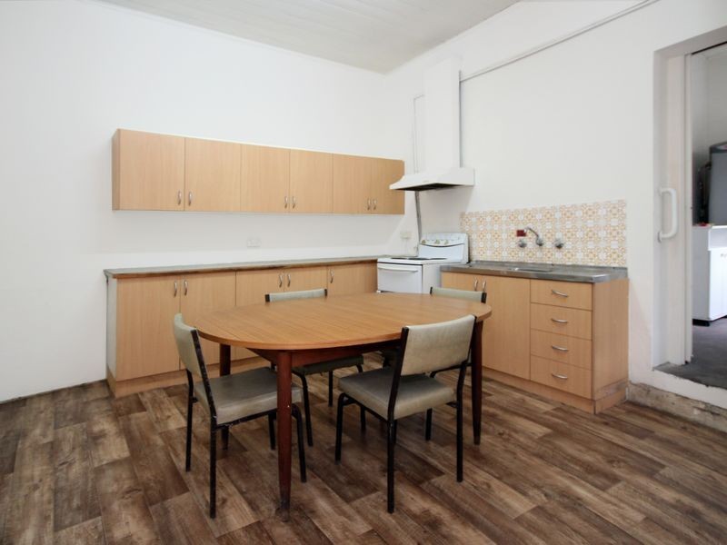 2 Sutherland Street, St Peters NSW 2044