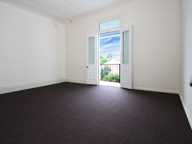 2 Sutherland Street, St Peters NSW 2044