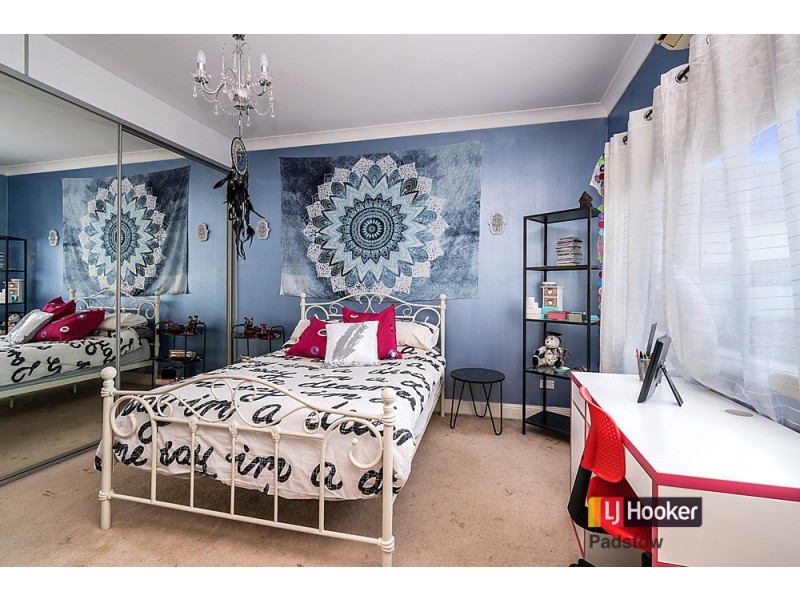 6 Ellesmere Street, Panania NSW 2213