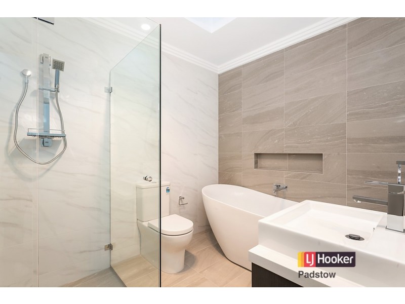 6 Kiora Street, Panania NSW 2213