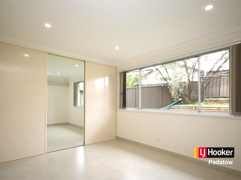 4 Bligh Close, Georges Hall NSW 2198