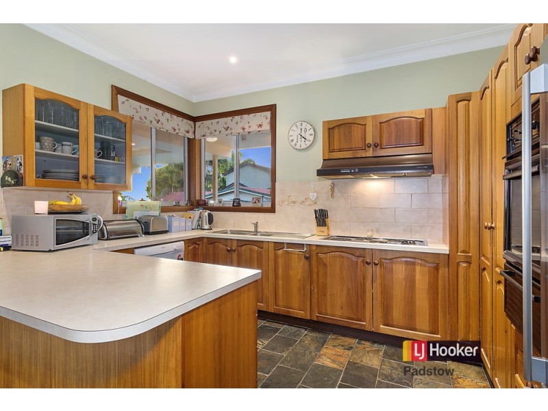 28 Henry Kendall Avenue, Padstow Heights NSW 2211