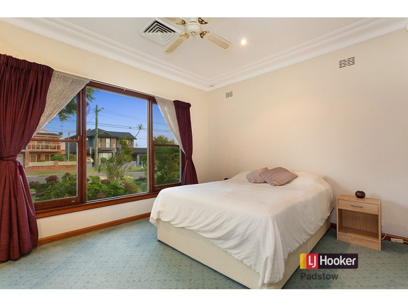 28 Henry Kendall Avenue, Padstow Heights NSW 2211