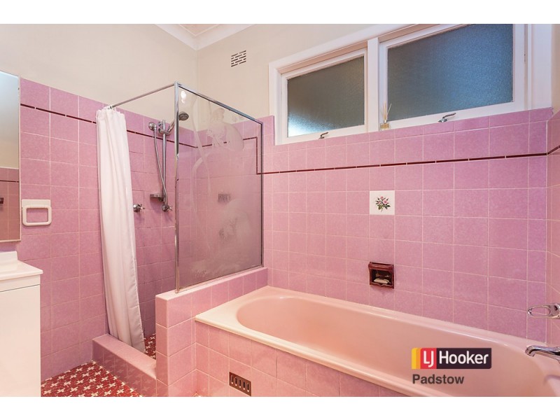 28 Henry Kendall Avenue, Padstow Heights NSW 2211