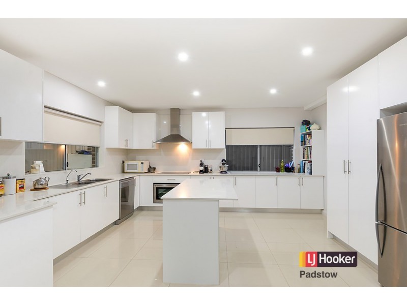 53a Thomas Street, Picnic Point NSW 2213