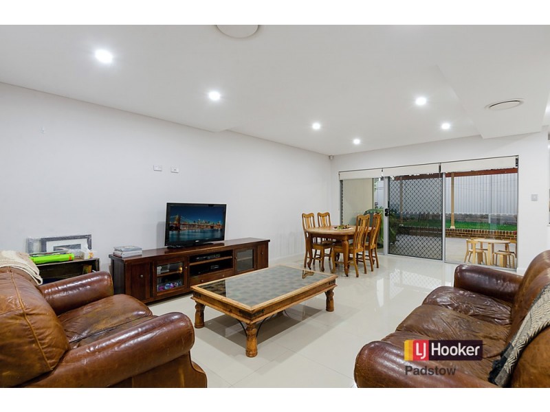 53a Thomas Street, Picnic Point NSW 2213