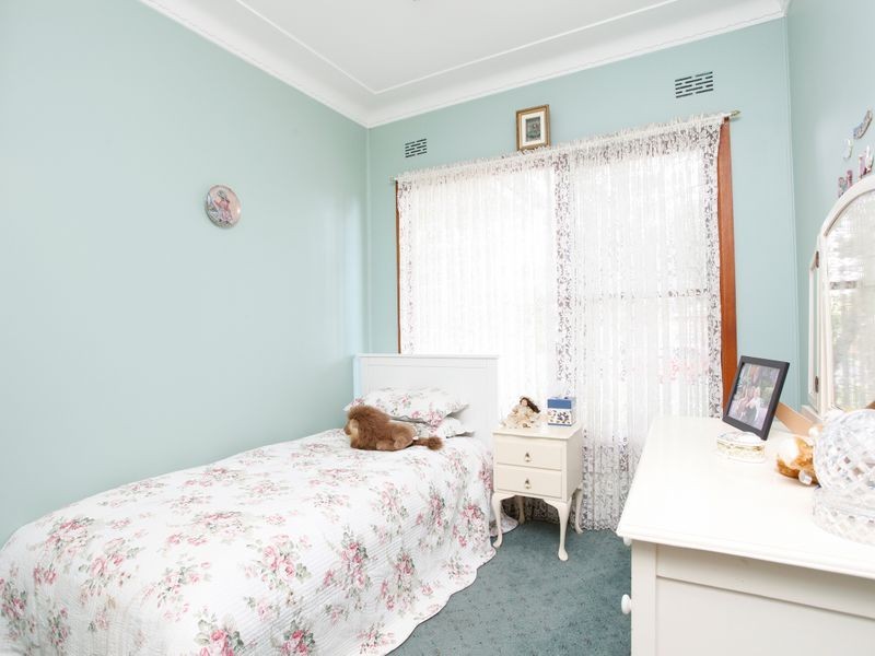 28 Henry Kendall Avenue, Padstow Heights NSW 2211