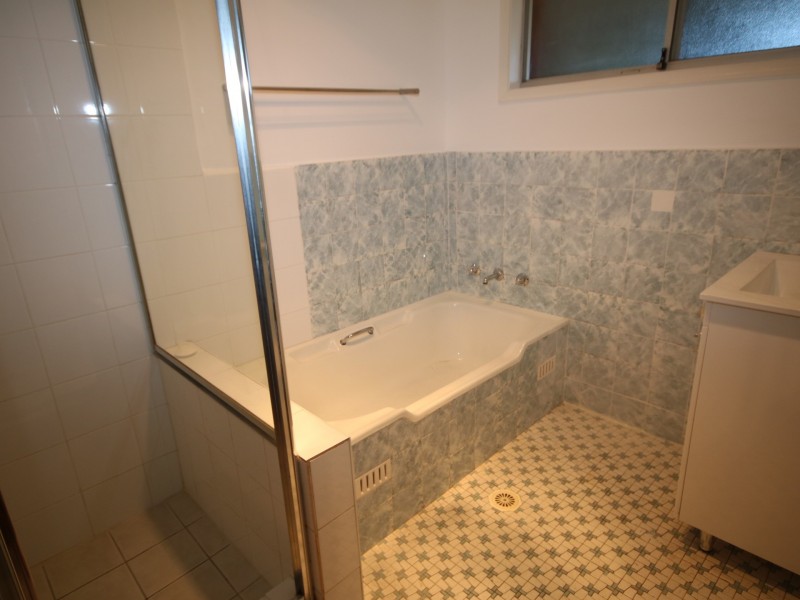 2 Merris Place, Milperra NSW 2214