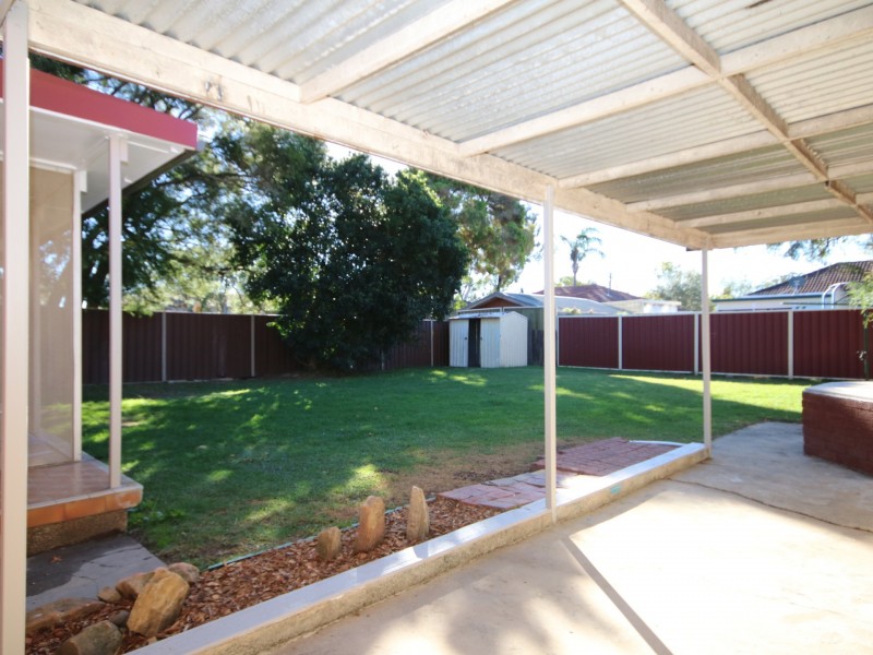 2 Merris Place, Milperra NSW 2214