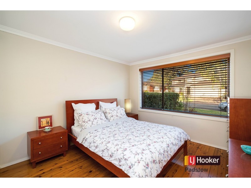 40 Kathleen Parade, Picnic Point NSW 2213