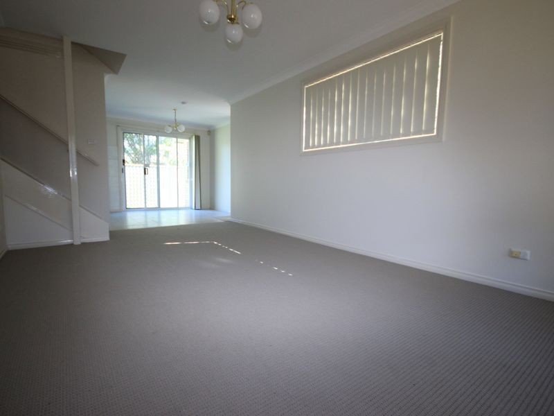 2/98 Tower Street, Panania NSW 2213