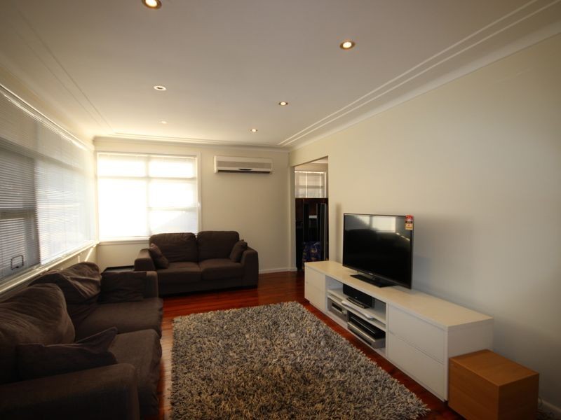 12 Burns Road, Picnic Point NSW 2213