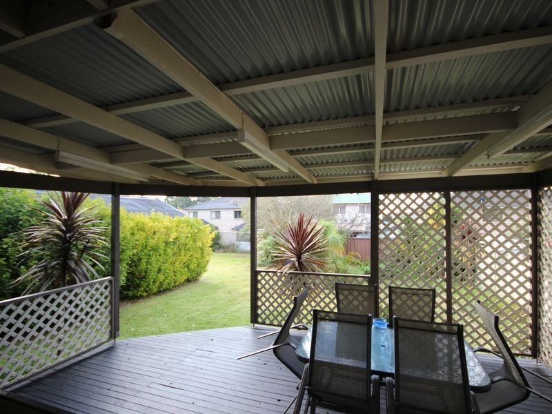 12 Burns Road, Picnic Point NSW 2213