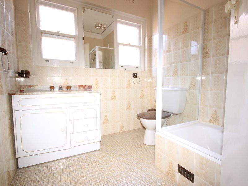 10 Howard Road, Padstow NSW 2211