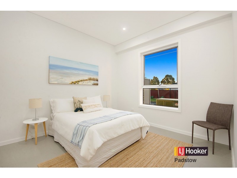 2 Brunton Street, Panania NSW 2213