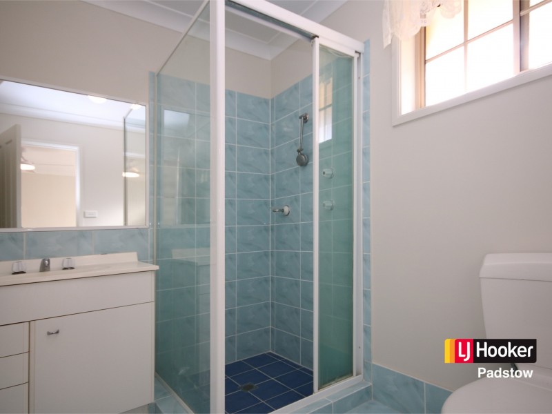 8/141-143 Lambeth Street, Picnic Point NSW 2213