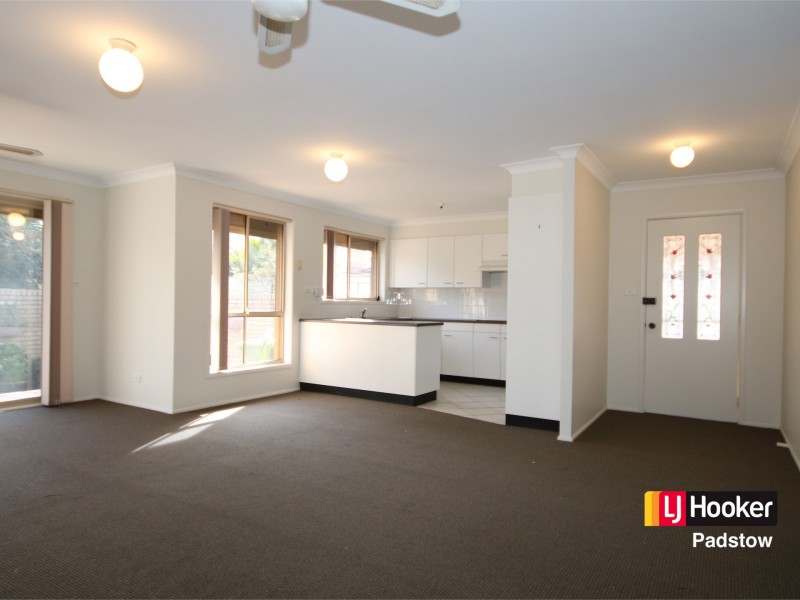 8/141-143 Lambeth Street, Picnic Point NSW 2213
