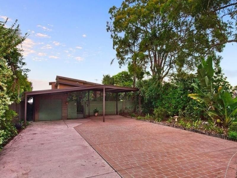 2 Hector Street, Illawong NSW 2234