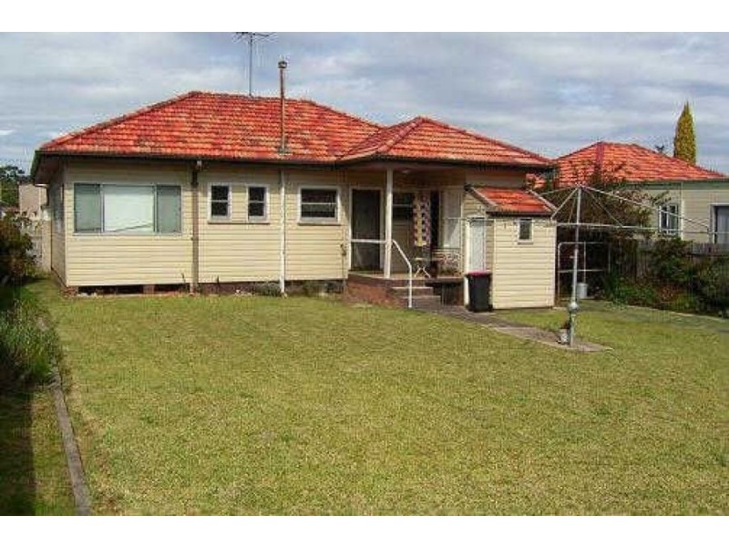 18 Treatt Avenue, Padstow NSW 2211