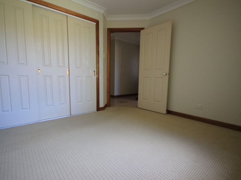 1/58 Kennedy Street, Picnic Point NSW 2213