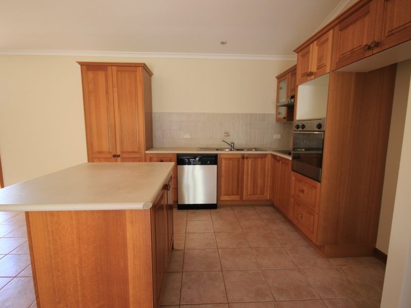 1/58 Kennedy Street, Picnic Point NSW 2213