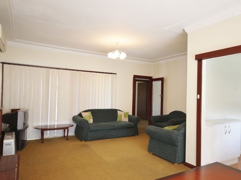 37 Diana Avenue, Roselands NSW 2196