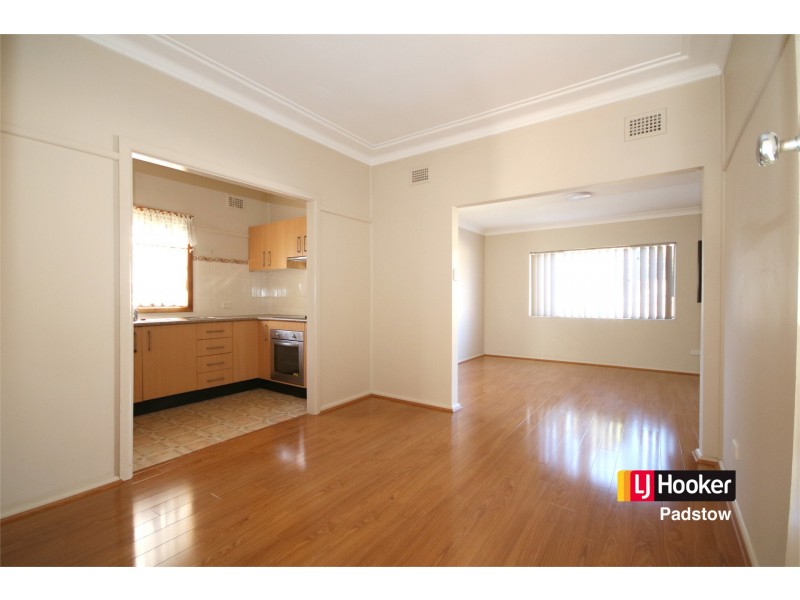 17 Eddie Avenue, Panania NSW 2213