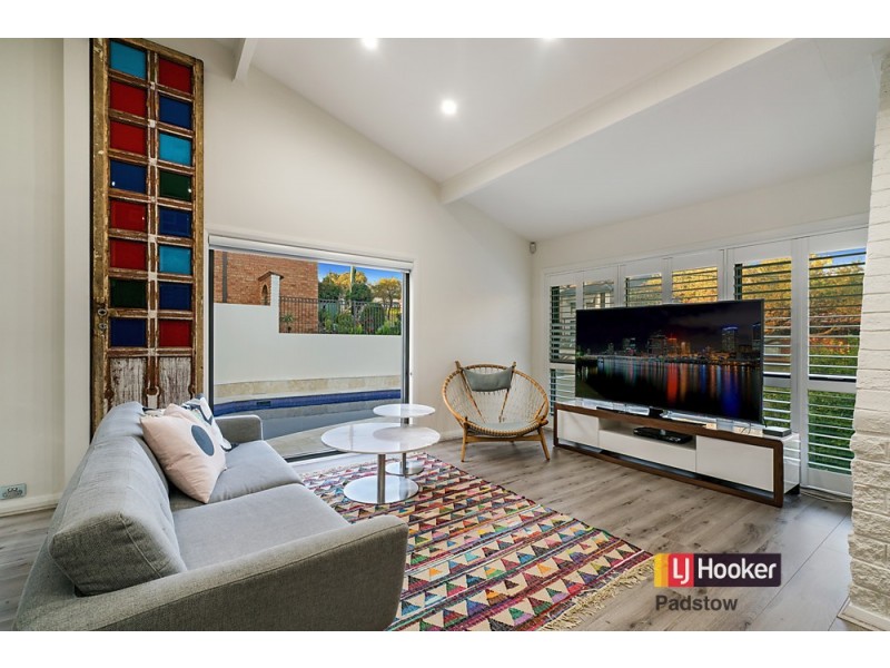 6 Fiona Close, Padstow Heights NSW 2211