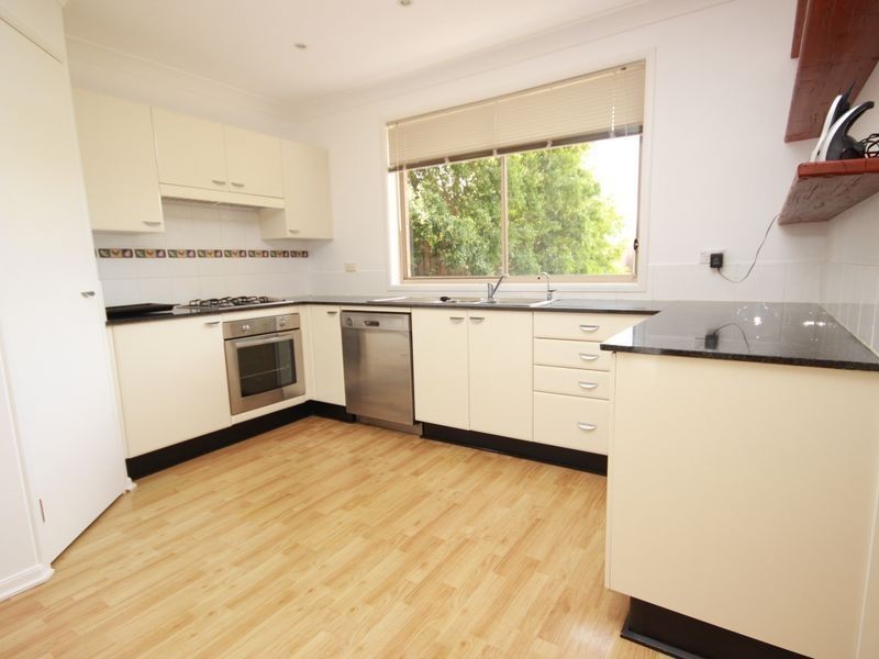 11 Barkl Avenue, Padstow NSW 2211