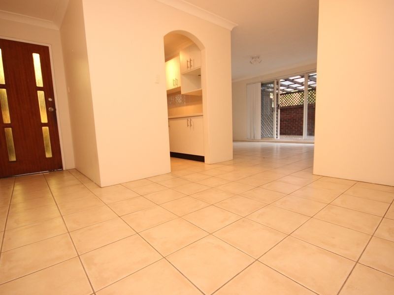 8/2 Railway Crescent, Jannali NSW 2226