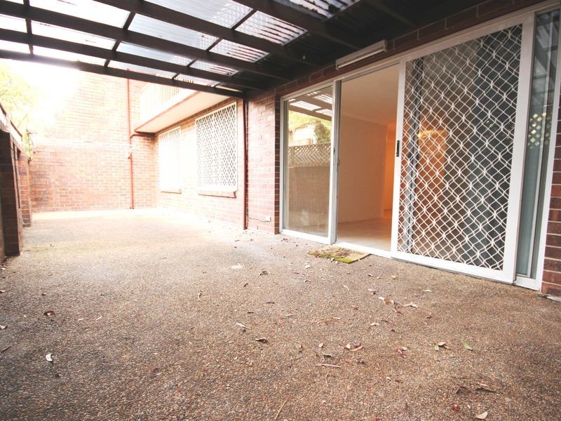 8/2 Railway Crescent, Jannali NSW 2226