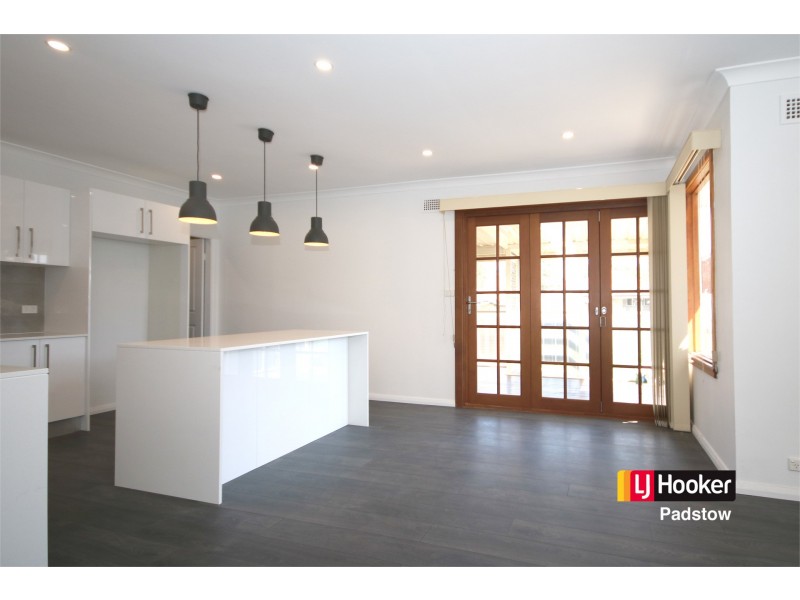 4 Bradley Crescent, Wiley Park NSW 2195