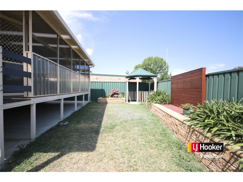 4 Bradley Crescent, Wiley Park NSW 2195