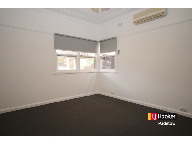 13 School Parade, Padstow NSW 2211