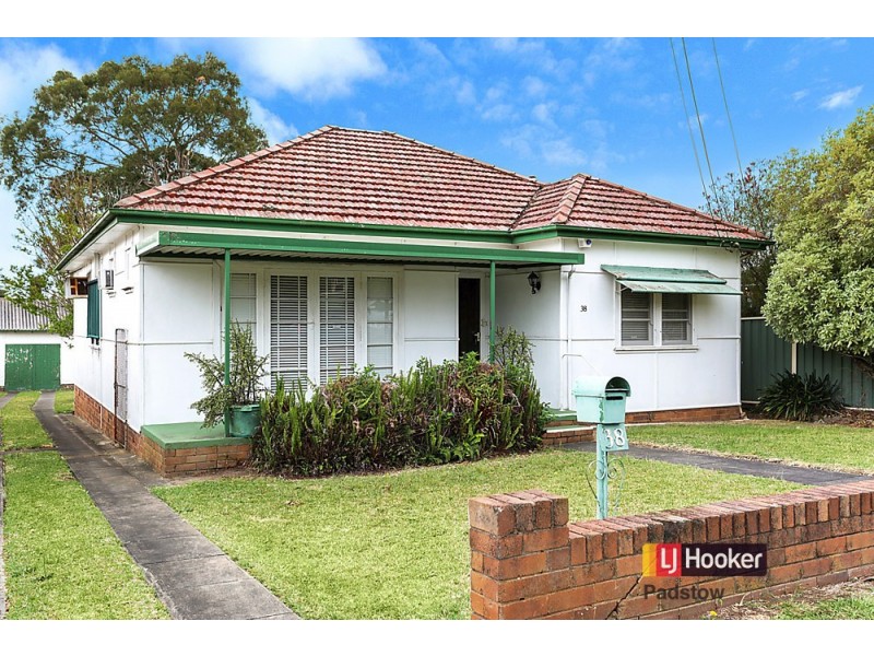38 Banks Street, Padstow NSW 2211