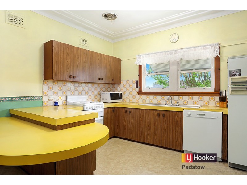 38 Banks Street, Padstow NSW 2211