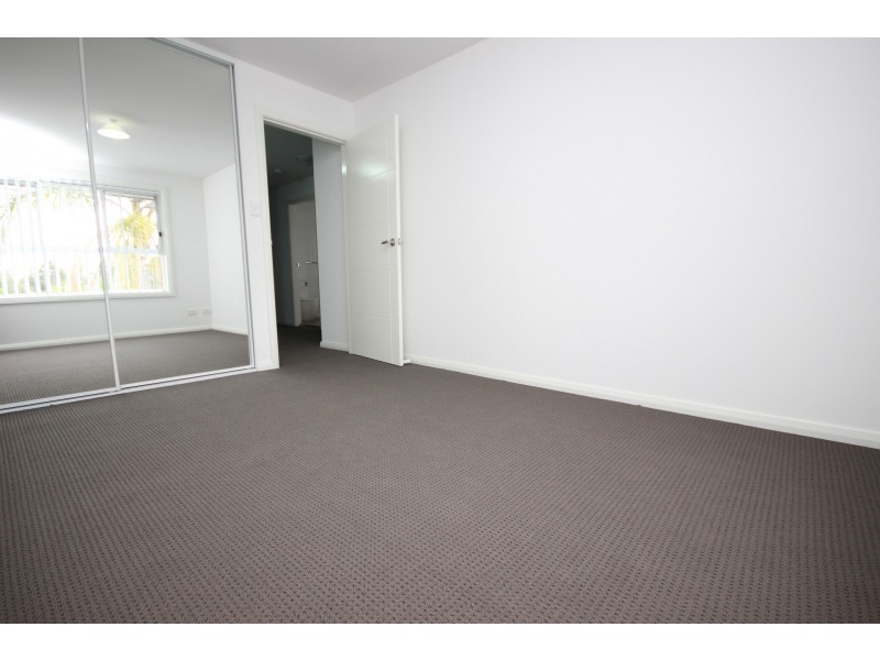 2/106 Queen Street, Revesby NSW 2212