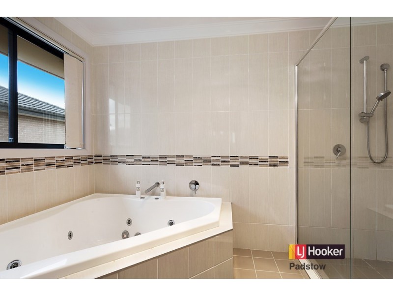 28 Greater Circuit, Bass Hill NSW 2197