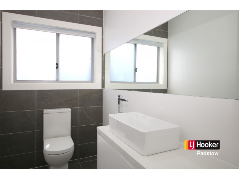 71 Malvern Street, Panania NSW 2213