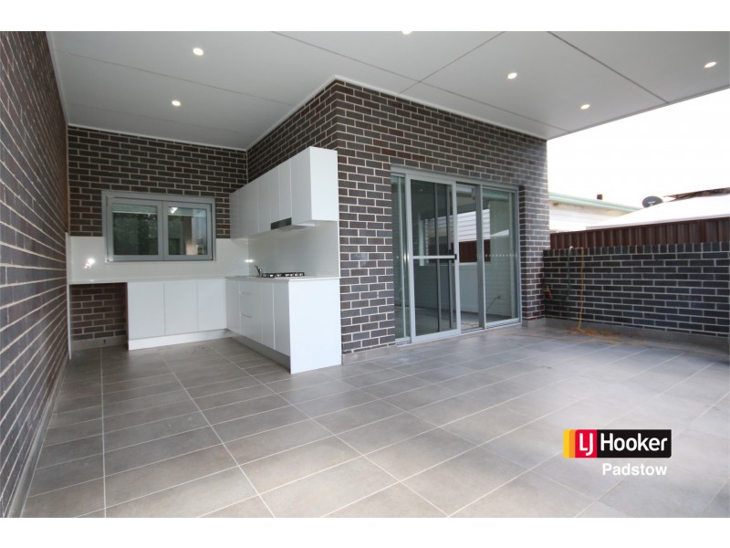 71 Malvern Street, Panania NSW 2213