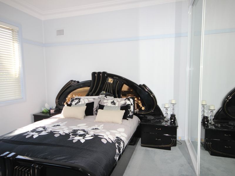 32 Chamberlain Road, Padstow NSW 2211