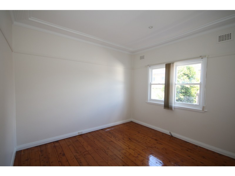43 Burns Road, Picnic Point NSW 2213