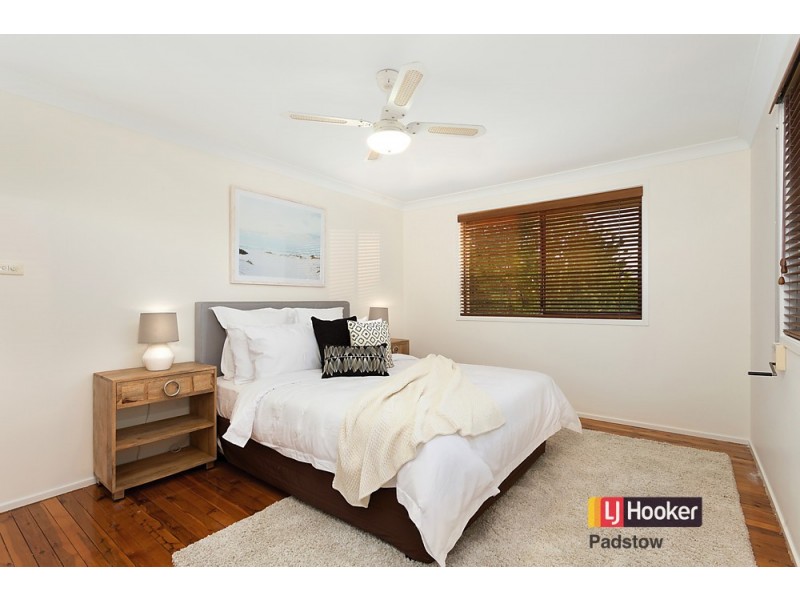 7 Cuthbert Place, Menai NSW 2234