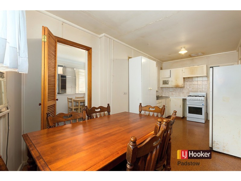 4 Flora Street, Narwee NSW 2209