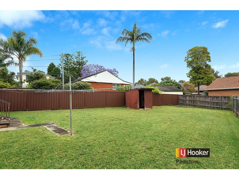 4 Flora Street, Narwee NSW 2209