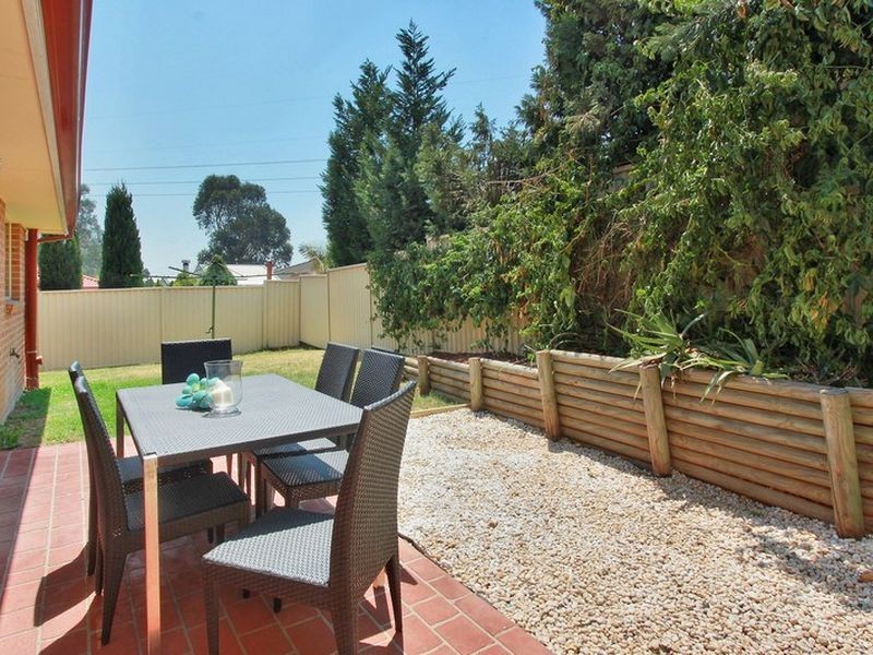 4 Levendale Street, West Hoxton NSW 2171